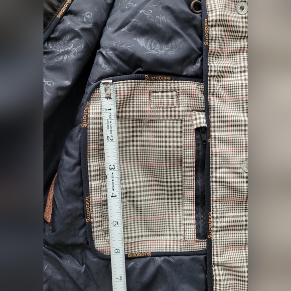 Billabong Winter Jacket - Picture 8 of 10